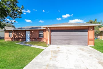 647 Pampas St NW Palm Bay, FL 32907